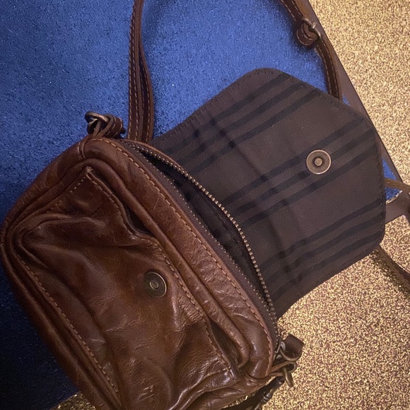 RARE FRYE GORG STUDDED COGNAC CROSSBODY Bag LUX - Picture 6 of 8